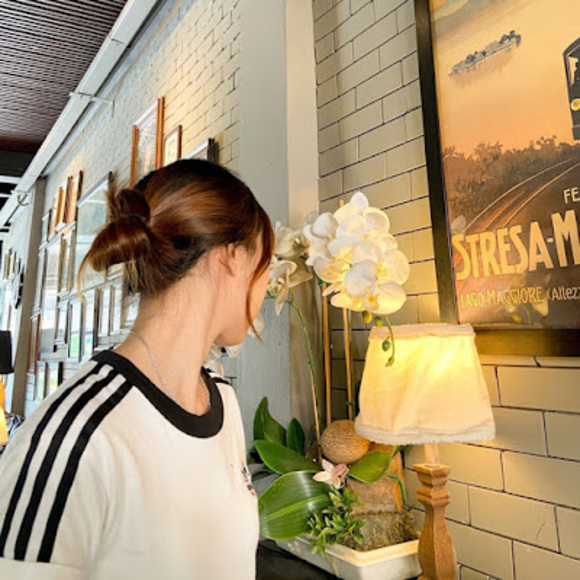 Meet your Posher, Suchada - Picture 1 of 1